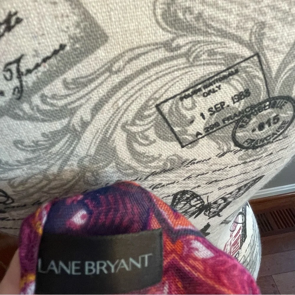 Lane Bryant Multicolor Patterned cover - Picture 5 of 6